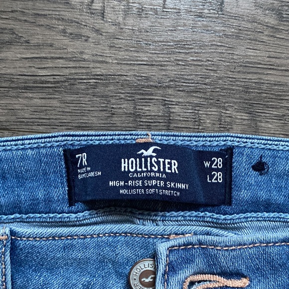 Jeans - Picture 2 of 3